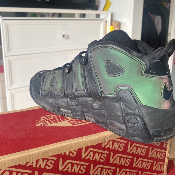 Nike Air More Uptempo Se (GS) size 6.5Y - Picture 2 of 5